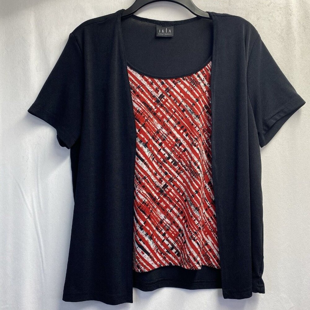 JKLA California Scoop Neck Short Sleeve Attached Cardigan Blouse Women Black/Red